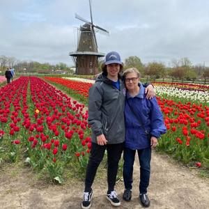 Meet your Posher, Neil